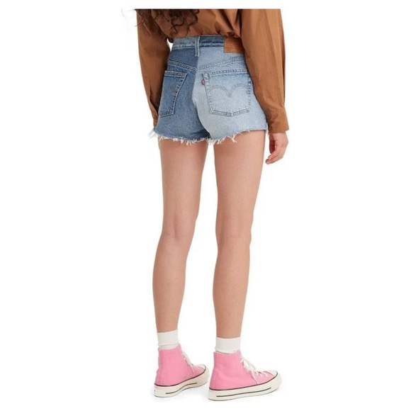 Levi's - Premium 501 Two Tone Indigo Wash Women’s Jean Shorts - Picture 4 of 16